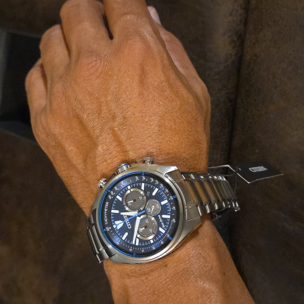 New Citizen Eco-Drive Watch CA4560-81L Chronograph Blue Dial Silver Steel Strap - Picture 6 of 8